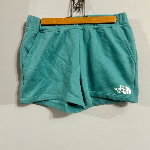 Girls NORTH FACE shorts - Picture 1 of 3